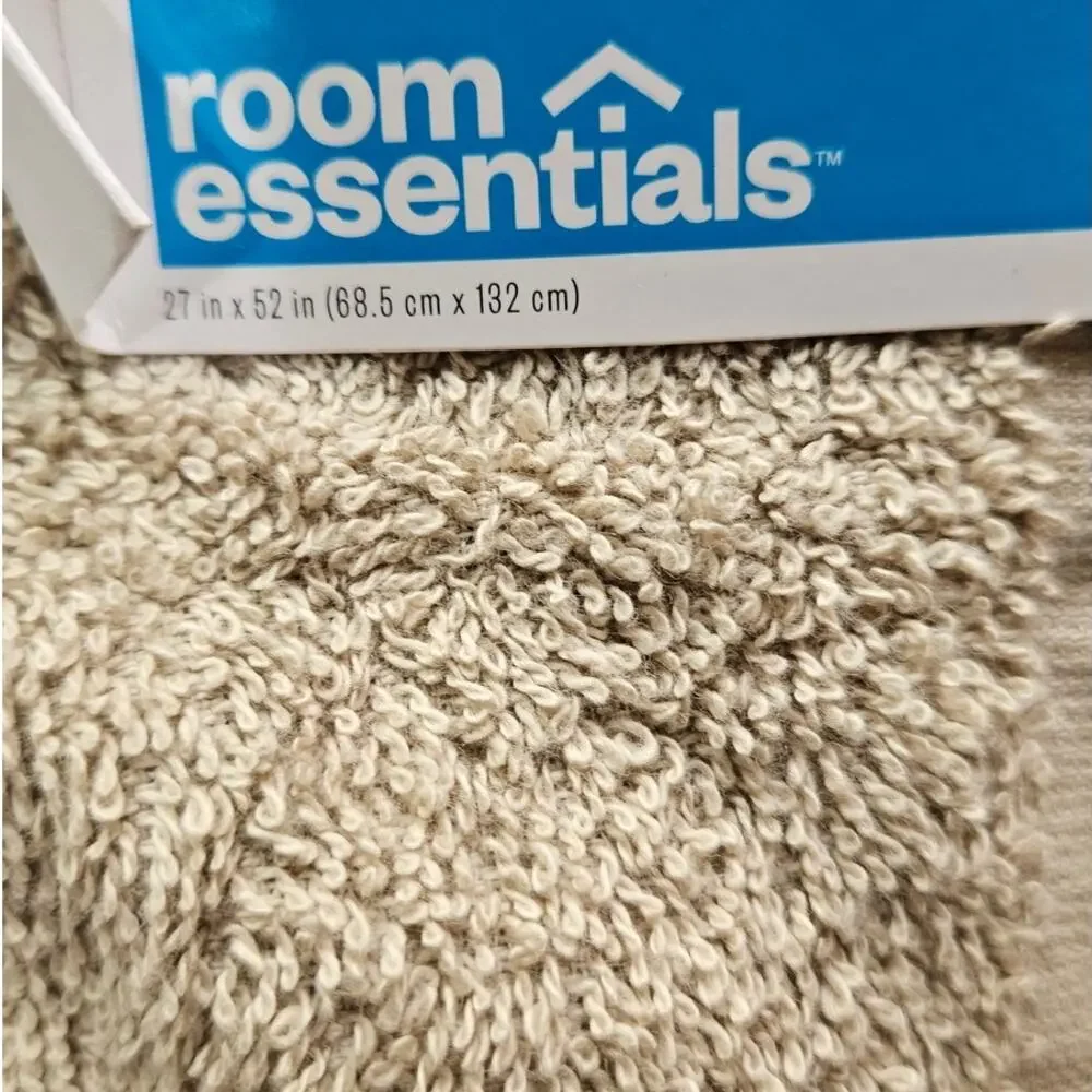 NEW ROOM ESSENTIALS TanBath Towel Soft Absorbent Cotton Blend NEW with Tags